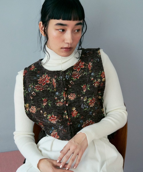 Crisp(クリスプ)の「サイドリボンベスト(ベスト・レディース・ブラウン/アイボリー・FREE)」の1枚目の写真