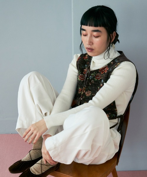 Crisp(クリスプ)の「サイドリボンベスト(ベスト・レディース・ブラウン/アイボリー・FREE)」の4枚目の写真