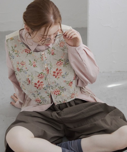 Crisp(クリスプ)の「サイドリボンベスト(ベスト・レディース・ブラウン/アイボリー・FREE)」の15枚目の写真