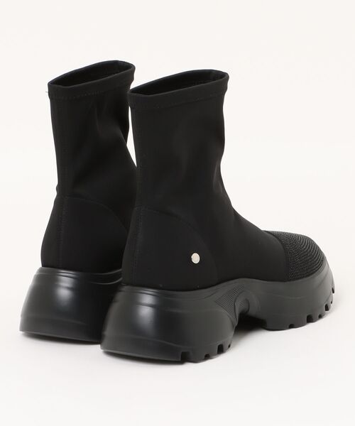 JILL STUART（ジルスチュアート）の「厚底ホットフィックスストレッチショートブーツ（ブーツ・レディース・ブラック・23.0cm/24.5cm/24.0cm/23.5cm）」の2枚目の写真