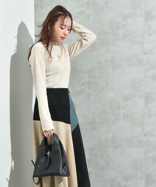 INTERPLANET(インタープラネット)の「フクレジャガード長袖ハイネックプルオーバー(Tシャツ/カットソー・レディース・グレー/ブラック/ライトベージュ・FREE)」の5枚目の写真