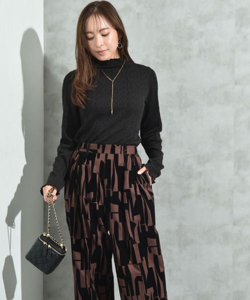 INTERPLANET(インタープラネット)の「フクレジャガード長袖ハイネックプルオーバー(Tシャツ/カットソー・レディース・グレー/ブラック/ライトベージュ・FREE)」の21枚目の写真