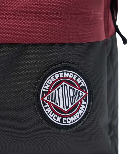 DAKINE(ダカイン)の「DAKINE 365 BACKPACK X I 【DAKINE × INDEPENDENT】バックパック/リュック 21L【2025年秋冬モデル】/ダカインインディペンデントコラボバックパック・リュックサック(バックパック/リュック・メンズ・ブラック系その他/エンジ・FREE)」の7枚目の写真