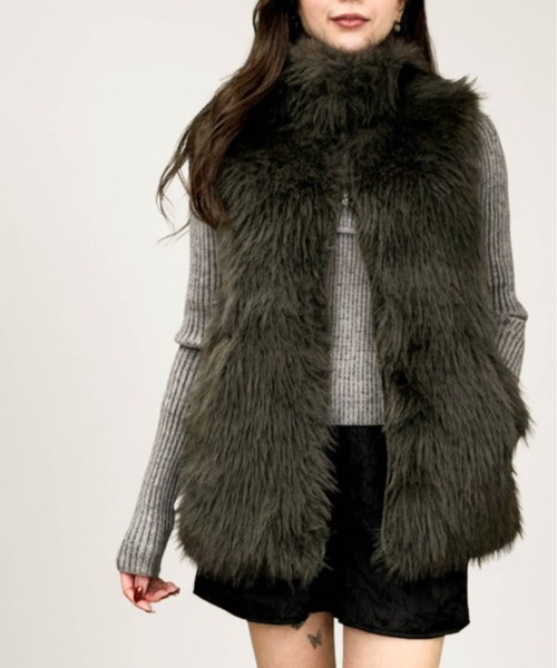 Per sist ence（パーシエンス）の「フェイクファースタンドカラージレ（その他アウター・レディース・ブラウン/ベージュ/ブラック/ライトベージュ/グレイッシュベージュ/グレー・ONE SIZE）」の4枚目の写真