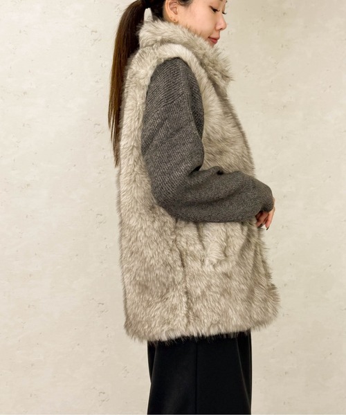 Per sist ence（パーシエンス）の「フェイクファースタンドカラージレ（その他アウター・レディース・ブラウン/ベージュ/ブラック/ライトベージュ/グレイッシュベージュ/グレー・ONE SIZE）」の20枚目の写真