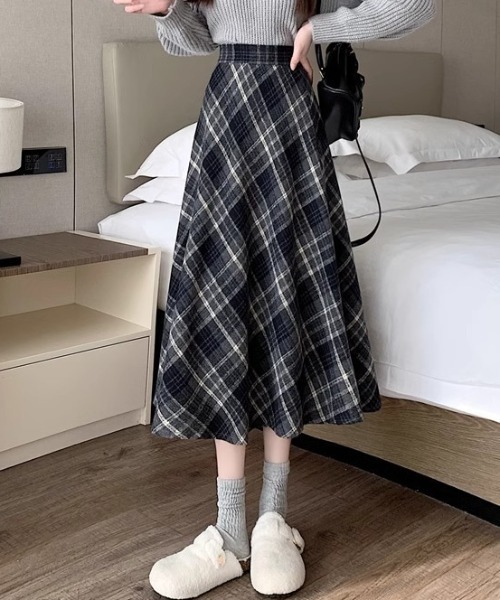 Teem Store(チームストア)の「チェック柄ロングスカート(スカート・レディース・ブラウン/グレー・M/L)」の3枚目の写真
