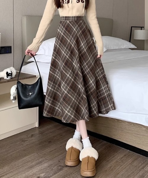 Teem Store(チームストア)の「チェック柄ロングスカート(スカート・レディース・ブラウン/グレー・M/L)」の11枚目の写真