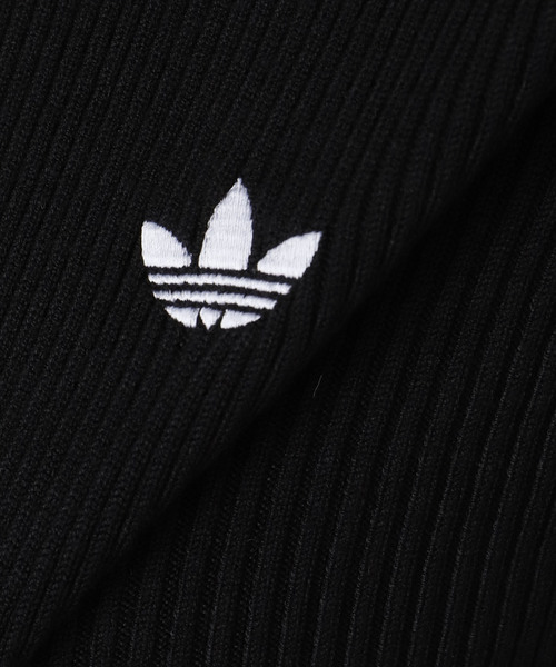 adidas(アディダス)の「adidas / アディダス SLIM KNIT TT(ニット/セーター・レディース・ブラック/レッド・MEDIUM)」の11枚目の写真