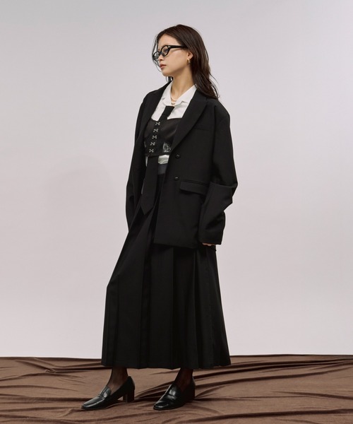 Ezick（エジック）の「back tuck jacket バックタックテーラードジャケット/セットアップ対応（テーラードジャケット・レディース・ブラック/グレー・FREE）」の7枚目の写真