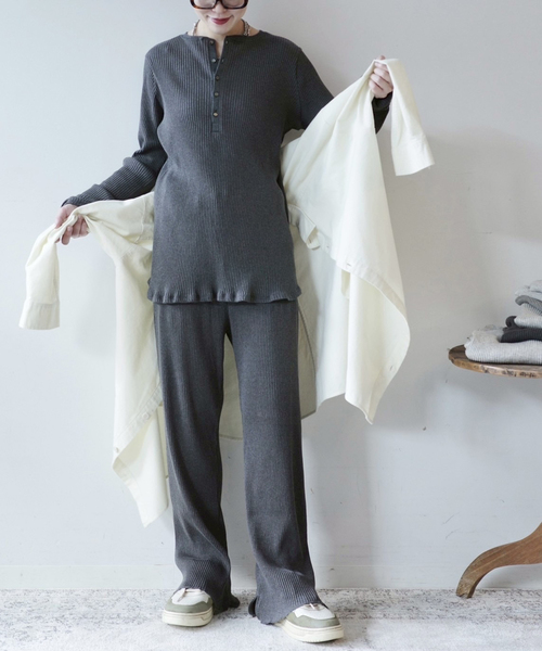 JOURNAL STANDARD LUXE（ジャーナルスタンダード　ラックス）の「テレコ ヘンリーN-プルオーバー（Tシャツ/カットソー・レディース・チャコールグレー/ベージュ・FREE）」の7枚目の写真