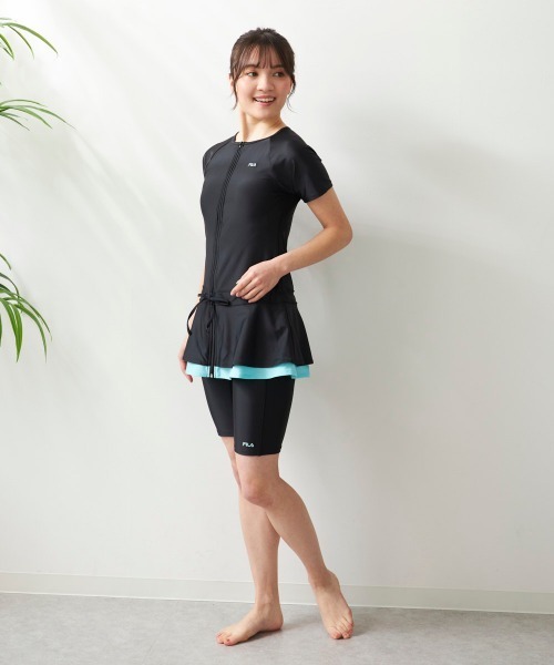 FILA(フィラ)の「【FILA/フィラ】レディースフィットネス水着 セパレート水着 チュニック フリル 体型カバー ヨガウェア ピラティス トレーニングウェア(水着・レディース・ブラック×ピンク/ブラック×グリーン・LARGE/X-LARGE/XX-LARGE/XXX-LARGE/MEDIUM)」の5枚目の写真