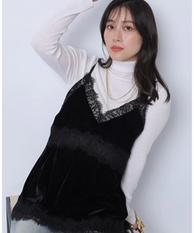 最終値下げ❣️新品、タグ付き❣️アプワイザーリッシェ　フロントチェーンブラウス Apuweiser-riche（アプワイザーリッシェ）の「フロントチェーン