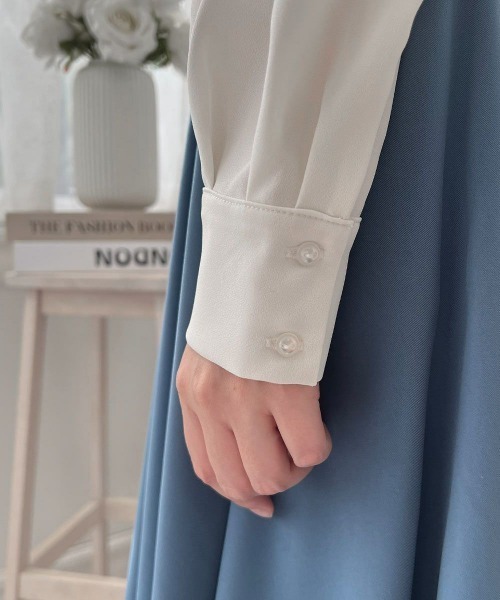 an another angelus(アンアナザーアンジェラス)の「ローズカメオブローチ付きブラウス/fint フィント(シャツ/ブラウス・レディース・ピンクベージュ/オフホワイト・FREE)」の8枚目の写真