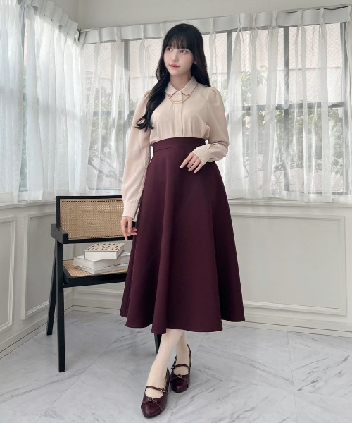 an another angelus(アンアナザーアンジェラス)の「ローズカメオブローチ付きブラウス/fint フィント(シャツ/ブラウス・レディース・ピンクベージュ/オフホワイト・FREE)」の11枚目の写真