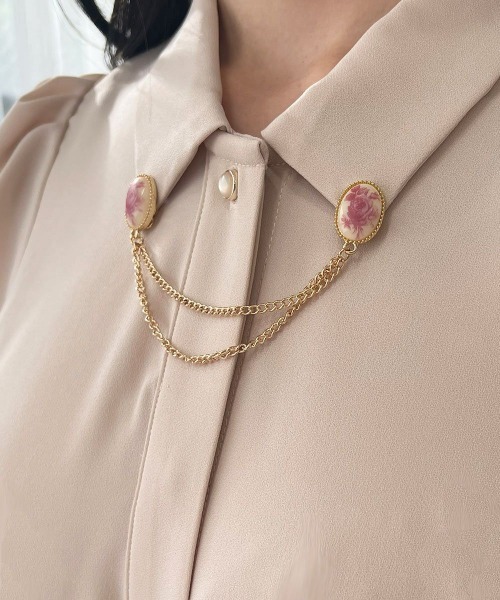an another angelus(アンアナザーアンジェラス)の「ローズカメオブローチ付きブラウス/fint フィント(シャツ/ブラウス・レディース・ピンクベージュ/オフホワイト・FREE)」の13枚目の写真