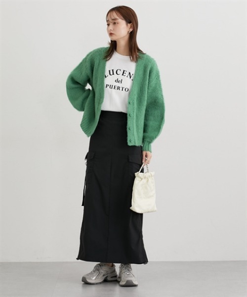 nissen（ニッセン）の「ふんわり起毛加工ジャガードＶネックカーディガン（ニット/セーター・レディース・グリーン/スモークピンク/ブラック/アイボリー・M）」の18枚目の写真