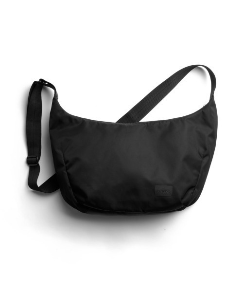 Bellroy(ベルロイ)/Laneway Crescent Bag 7L Ink（ショルダーバッグ