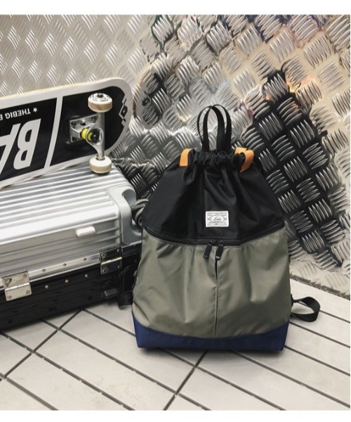 BACKYARD FAMILY（バックヤードファミリー）の「ナップサック プールバッグ 体操着入れ スポーツ 大容量（バックパック/リュック・レディース・ブラック/ピンク/ブラック×グレー/ブルー・FREE）」の14枚目の写真