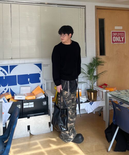 DNSR（ディーエヌエスアール）の「アーマーラウンドクロップニットブラック（ニット/セーター・メンズ・その他・LARGE/SMALL/MEDIUM）」の4枚目の写真