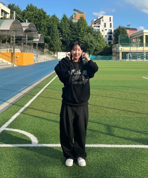 GAKKAI UNIONS(ガッカイユニオンズ)の「ウィンターキャンプ スウェット ブラック(スウェット・レディース・その他・SMALL/MEDIUM/LARGE/X-LARGE)」の8枚目の写真