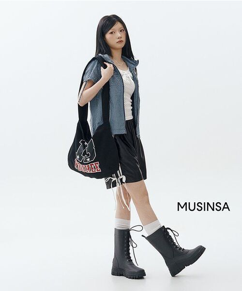 YOUHEE(ユヒ)の「YOUHEE TERRY BIG BAG BLACK(メッセンジャーバッグ・レディース・その他・FREE)」の4枚目の写真