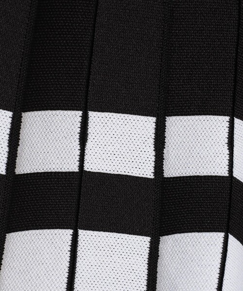 BEAMS GOLF(ビームスゴルフ)の「ORANGE LABEL / ニット プリーツ風 スカート(スカート・レディース・グリーン/ブラック/ホワイト・SMALL/LARGE/MEDIUM)」の15枚目の写真