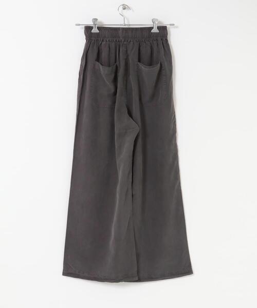 ITEMS URBANRESEARCH(アイテムズ アーバンリサーチ)の「リラクシーイージーパンツ(その他パンツ・レディース・ブラウン/チャコールグレー/グレー系その他・FREE)」の15枚目の写真