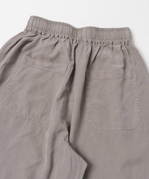 ITEMS URBANRESEARCH(アイテムズ アーバンリサーチ)の「リラクシーイージーパンツ(その他パンツ・レディース・ブラウン/チャコールグレー/グレー系その他・FREE)」の4枚目の写真