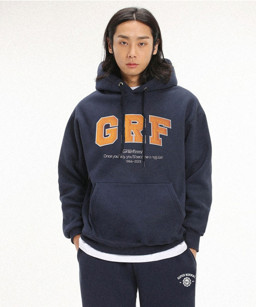 GRANFINNY(グランフィニ)の「GRF クルーネックフードTシャツ - ネイビー(パーカー・レディース・ネイビー・MEDIUM/LARGE/X-LARGE/XX-LARGE)」の2枚目の写真