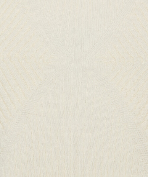 Gabardine K.T(ギャバジンケーティー)の「〔 +サイズ 〕 ダイヤ柄 ニットベスト(ベスト・レディース・オフホワイト/グレー・13号/17号)」の16枚目の写真