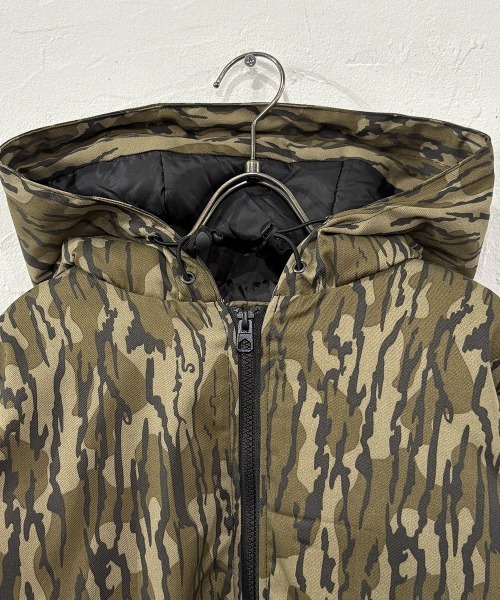 Beyond Basics（ビヨンド ベーシックス）の「WORLD FAMOUS SPORTS [ワールド フェイマス スポーツ] / COTTON INSULATED HOODED JACKET（ブルゾン・メンズ・カモフラージュ・XXL/XL/L/M）」の3枚目の写真