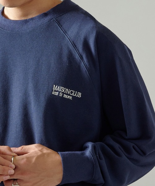 MAISON CLUB(メゾンクラブ)の「【MAISON CLUB】Embroidery Logo Sweater ~LESS IS MORE~ / ラグランスリーブロゴ刺繍スウェット KKP(スウェット・メンズ・ブラック/グレー/ネイビー・M/L)」の3枚目の写真