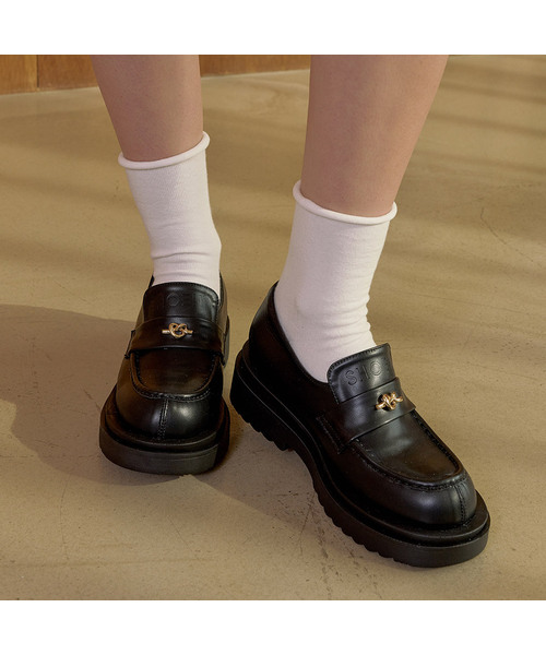 SHOEHI(シューハイ)の「アイブ ローファー L2526(3カラー)(ローファー・レディース・ブラック/アイボリー/ブラックミックス・23cm/23.5cm/24cm/24.5cm/25cm/22.5cm)」の1枚目の写真