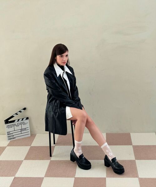 SHOEHI(シューハイ)の「アイブ ローファー L2526(3カラー)(ローファー・レディース・ブラック/アイボリー/ブラックミックス・23cm/23.5cm/24cm/24.5cm/25cm/22.5cm)」の12枚目の写真