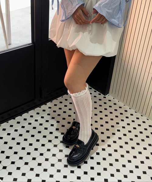 SHOEHI(シューハイ)の「アイブ ローファー L2526(3カラー)(ローファー・レディース・ブラック/アイボリー/ブラックミックス・23cm/23.5cm/24cm/24.5cm/25cm/22.5cm)」の13枚目の写真