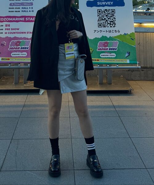 SHOEHI(シューハイ)の「アイブ ローファー L2526(3カラー)(ローファー・レディース・ブラック/アイボリー/ブラックミックス・23cm/23.5cm/24cm/24.5cm/25cm/22.5cm)」の15枚目の写真