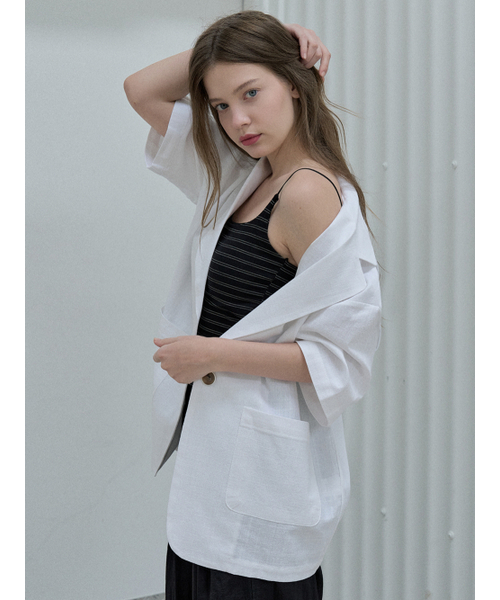 AVANT-G(アバン)の「Linen Overfit Basic Tailored Jacket - White(テーラードジャケット・レディース・その他・FREE)」の2枚目の写真