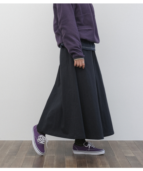 MMOGARDEN(エメモガーデン)の「(w) mmo pocket flare skirt (2colors)(スカート・レディース・ネイビー/Beige・FREE)」の3枚目の写真