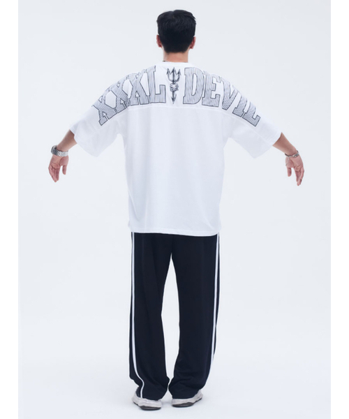 REMOVERSTUDIO（リムーバースタジオ）の「ビガーオーバーサイズTシャツ[ホワイト]（Tシャツ/カットソー・メンズ・その他・LARGE/X-LARGE/XX-LARGE/XXX-LARGE/XXXX-LARGE）」の4枚目の写真