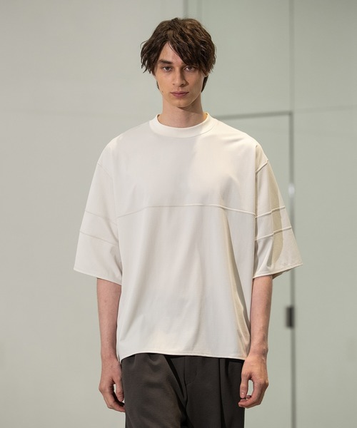 CITY TOKYO（シティトウキョウ）の「【CITY TOKYO/シティートーキョー】Urban cupro ﾌｯﾄﾎﾞｰﾙT（Tシャツ/カットソー・メンズ・ブラック/オフホワイト・1/2）」の2枚目の写真