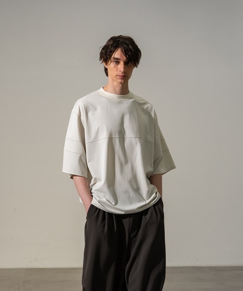 CITY TOKYO（シティトウキョウ）の「【CITY TOKYO/シティートーキョー】Urban cupro ﾌｯﾄﾎﾞｰﾙT（Tシャツ/カットソー・メンズ・ブラック/オフホワイト・1/2）」の4枚目の写真