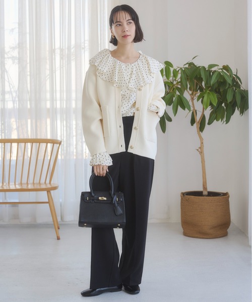 ANGIE（アンジー）の「【オケージョン対応 / セレモニー対応 / セットアップ対応】タック センタープレス ワイド ストレートパンツ（スラックス・レディース・アイボリー/ブラック・MEDIUM/LARGE）」の12枚目の写真