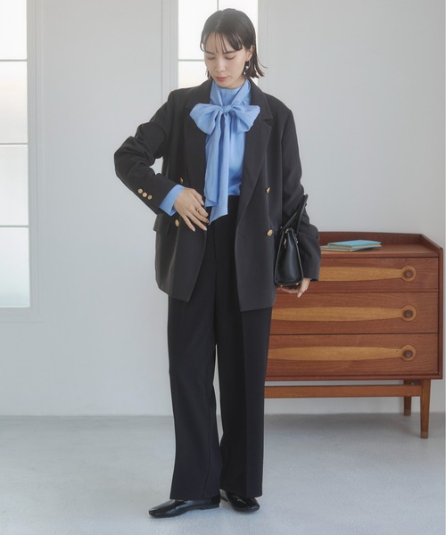 ANGIE（アンジー）の「【オケージョン対応 / セレモニー対応 / セットアップ対応】タック センタープレス ワイド ストレートパンツ（スラックス・レディース・アイボリー/ブラック・MEDIUM/LARGE）」の17枚目の写真