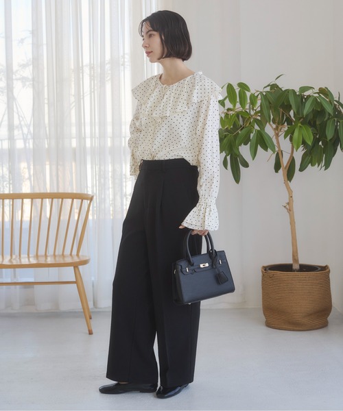 ANGIE（アンジー）の「【オケージョン対応 / セレモニー対応 / セットアップ対応】タック センタープレス ワイド ストレートパンツ（スラックス・レディース・アイボリー/ブラック・MEDIUM/LARGE）」の20枚目の写真