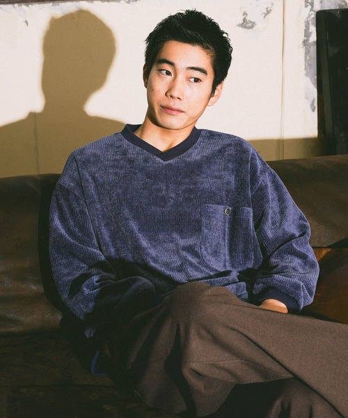 niko and...(ニコアンド)の「カットモールVネックプルオーバー(Tシャツ/カットソー・メンズ・チャコール/ネイビー/アイボリー・LARGE/MEDIUM)」の8枚目の写真