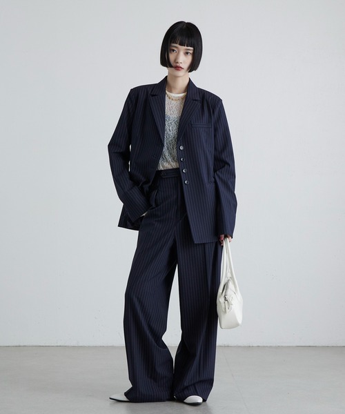 Lui's（ルイス）の「後ろファスナーシングルジャケット（テーラードジャケット・レディース・ブラック系その他/ブラック/ネイビー・FREE）」の11枚目の写真