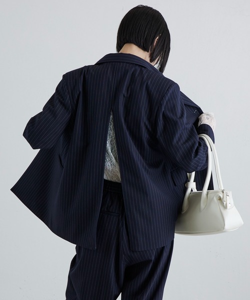 Lui's（ルイス）の「後ろファスナーシングルジャケット（テーラードジャケット・レディース・ブラック系その他/ブラック/ネイビー・FREE）」の10枚目の写真