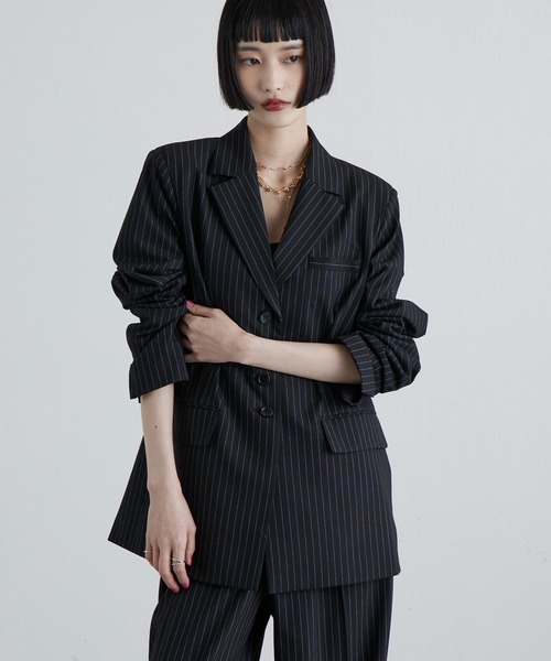 Lui's（ルイス）の「後ろファスナーシングルジャケット（テーラードジャケット・レディース・ブラック系その他/ブラック/ネイビー・FREE）」の13枚目の写真