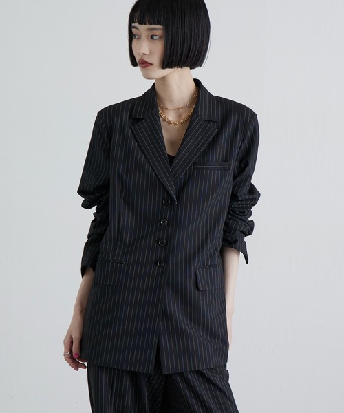 Lui's（ルイス）の「後ろファスナーシングルジャケット（テーラードジャケット・レディース・ブラック系その他/ブラック/ネイビー・FREE）」の14枚目の写真