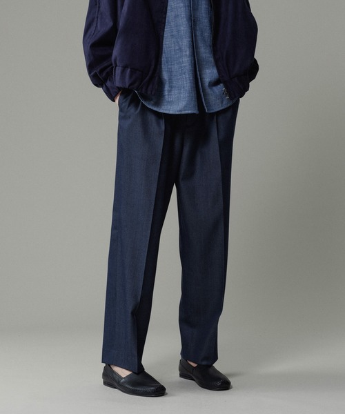 ADAM ET ROPE'(アダムエロペ)の「【NIKKE】ワイド イージー デニム スラックス / ADAM ET ROPE' JEANS -GRID-(スラックス・メンズ・ブラック系その他2/ブラック/ネイビー・L/M/S)」の19枚目の写真